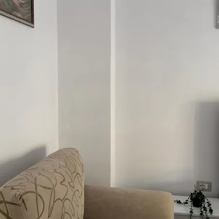 Kreku شقة